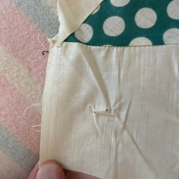 Vintage handmade Ohio Star quilt square red green - Picture 6 of 8